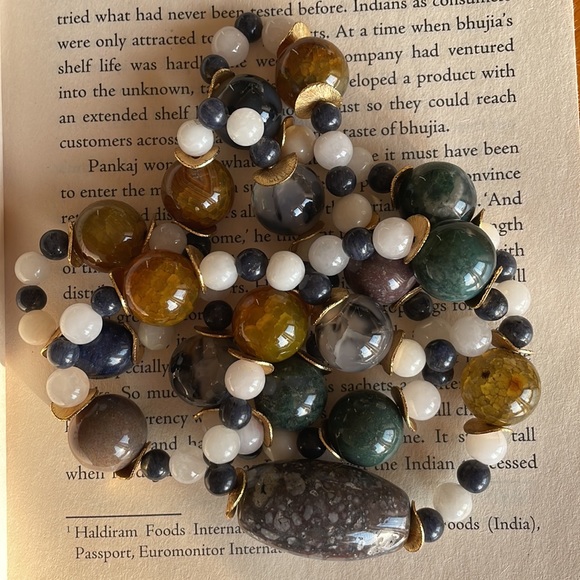 🔥ON SALE🔥 Beautiful stone necklace - Picture 5 of 6